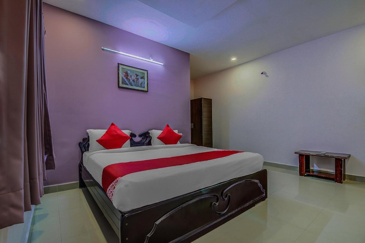 Oyo 8929 Stay Siddhartha Residency Jalaripeta Bagian luar foto