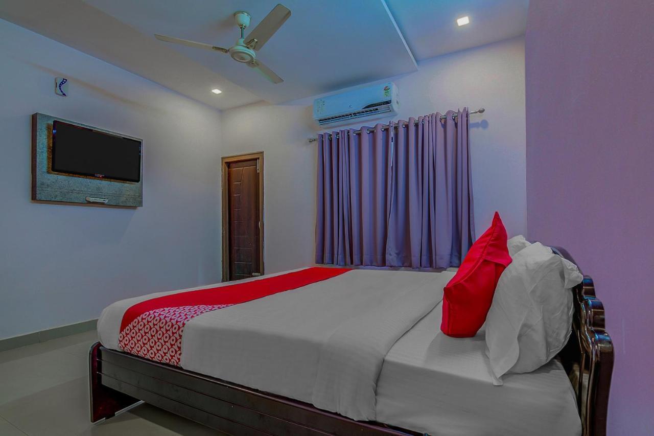 Oyo 8929 Stay Siddhartha Residency Jalaripeta Bagian luar foto