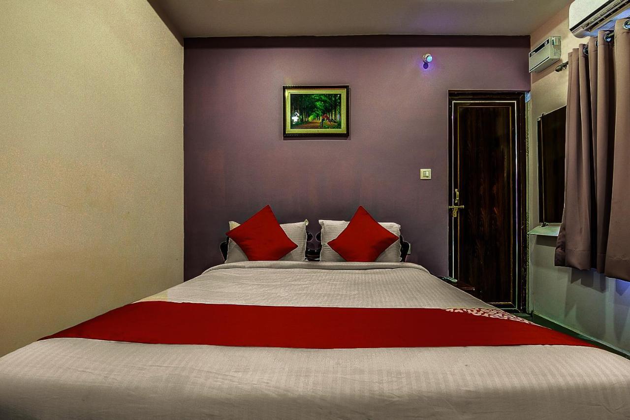 Oyo 8929 Stay Siddhartha Residency Jalaripeta Bagian luar foto